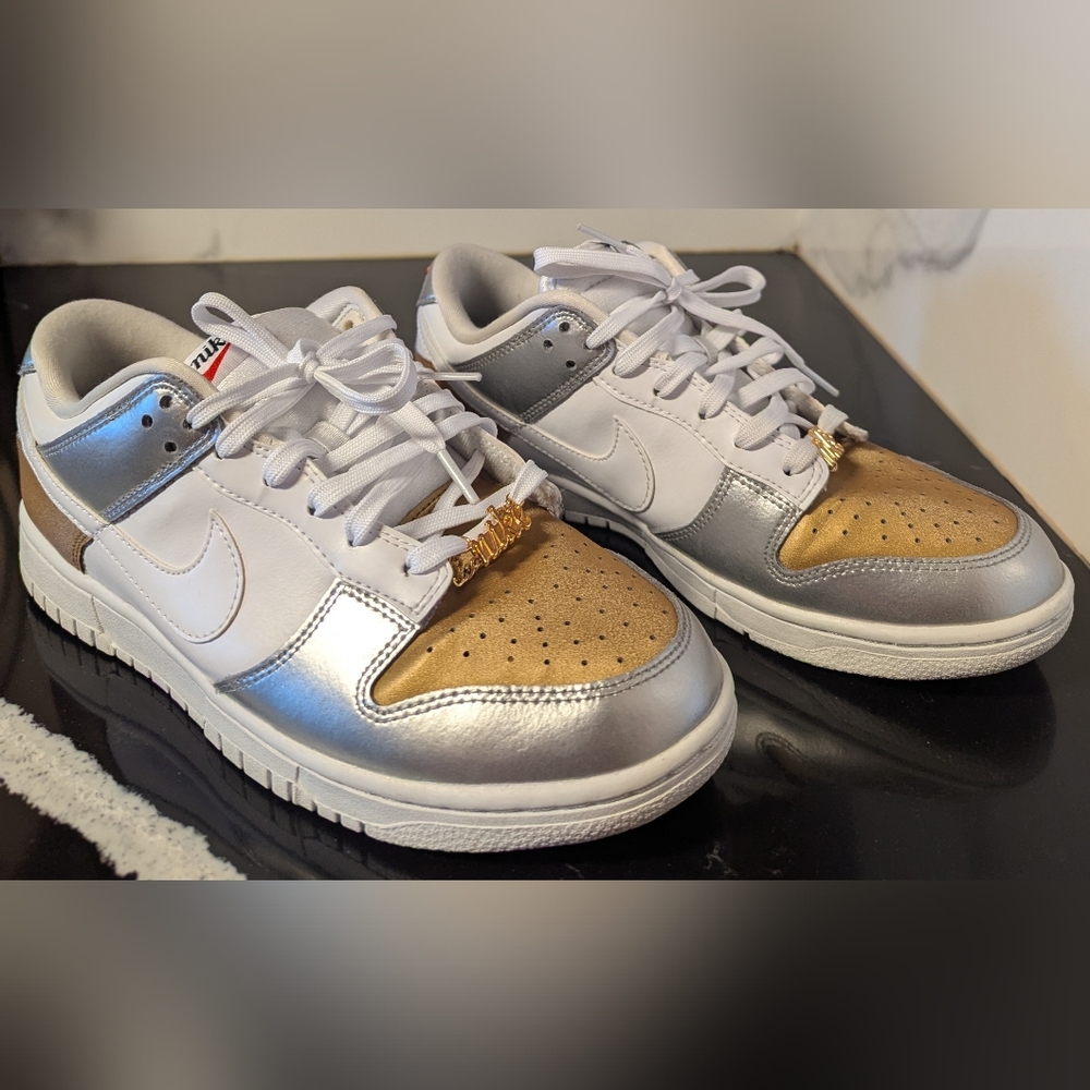 Nike Dunk Low Heirloom White/Silver/Gold Women's Sneakers Size 9.5 MSRP $120 - Picture 5 of 12